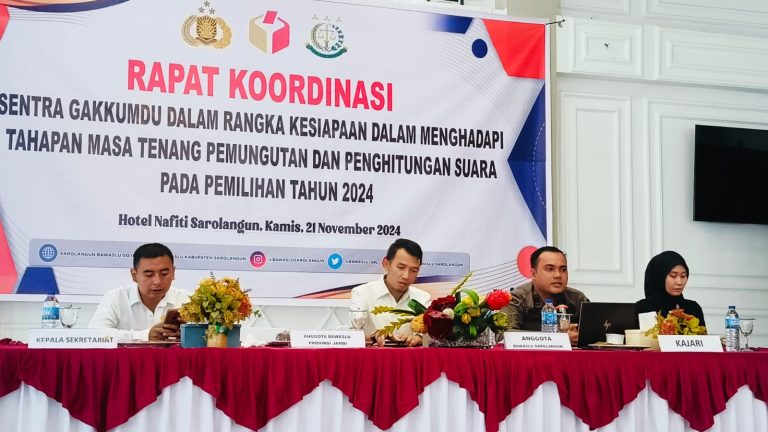 Bawaslu Sarolangun Beri Pemahaman Anggota Paswascam Jelang Masa Tenang