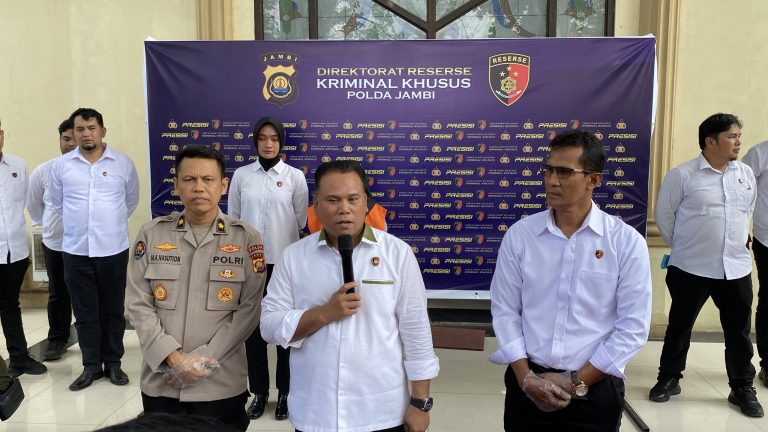 Berkas Tersangka Korupsi Disdik Provinsi Jambi Dilimpahkan ke Kejaksaan
