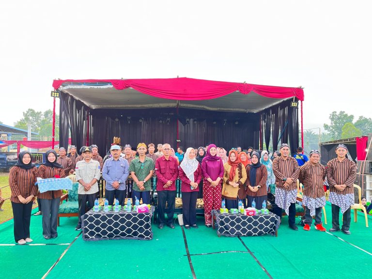 Ratusan Warga Antusias Saksikan Pembukaan Festival Jaranan Nusantara 2025 di Merangin