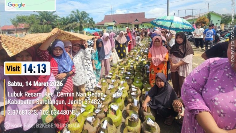 Netralisir Harga, Pemkab Sarolangun Salurkan 2.800 Tabung Gas LPG 3 Kg